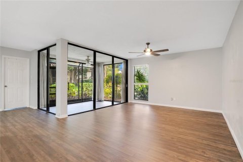 Condominio en venta en Orlando, Florida, 3 dormitorios, 135.64 m2 № 1284717 - foto 7