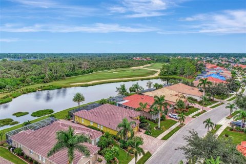 Villa ou maison à vendre à North Port, Floride: 3 chambres, 239.13 m2 № 729266 - photo 7