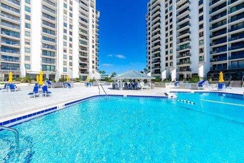 Condo in Clearwater, Florida, 2 bedrooms  № 238583 - photo 29