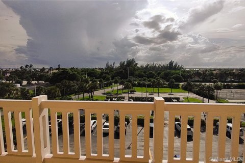 Condominio en alquiler en Jensen Beach, Florida, 2 dormitorios, 107.21 m2 № 25928 - foto 24