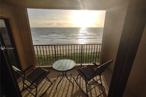 Copropriété à louer à Jensen Beach, Floride: 2 chambres, 107.21 m2 № 25928 - photo 1