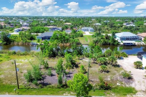 Terreno en venta en Port Charlotte, Florida № 1302895 - foto 4