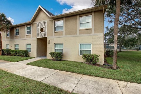 Condominio en venta en Orlando, Florida, 2 dormitorios, 84.08 m2 № 1212401 - foto 1