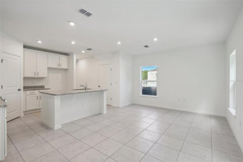 Adosado en venta en Davenport, Florida, 3 dormitorios, 134.8 m2 № 1349823 - foto 11