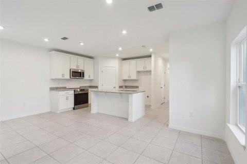 Adosado en venta en Davenport, Florida, 3 dormitorios, 134.8 m2 № 1349823 - foto 10