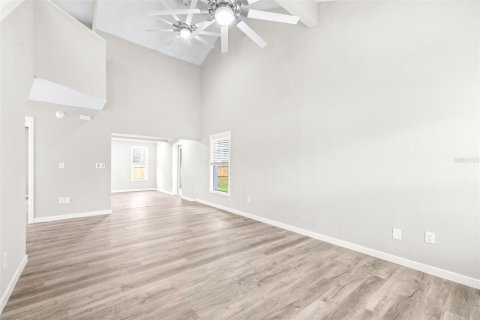 Casa en venta en Tampa, Florida, 3 dormitorios, 150.78 m2 № 1349810 - foto 5