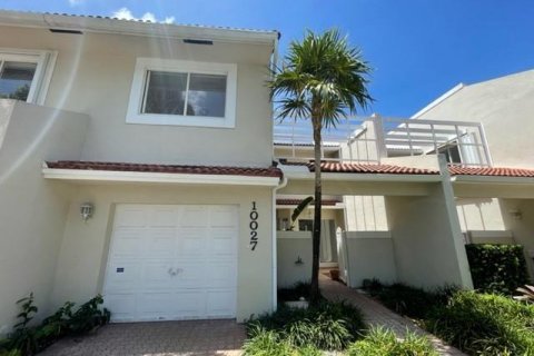 Townhouse in Doral, Florida 3 bedrooms, 176.51 sq.m. № 1224505 - photo 15