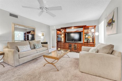 Copropriété à vendre à Greenacres, Floride: 2 chambres, 85.66 m2 № 1412253 - photo 8