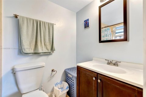 Condo in Davie, Florida, 2 bedrooms  № 1418600 - photo 25