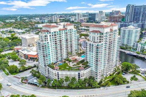 Condo in Fort Lauderdale, Florida, 1 bedroom  № 1418247 - photo 1