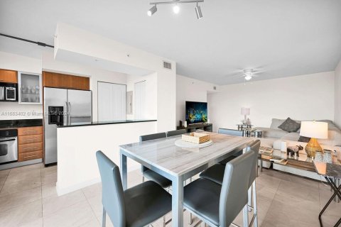 Condo in Fort Lauderdale, Florida, 1 bedroom  № 1418247 - photo 10