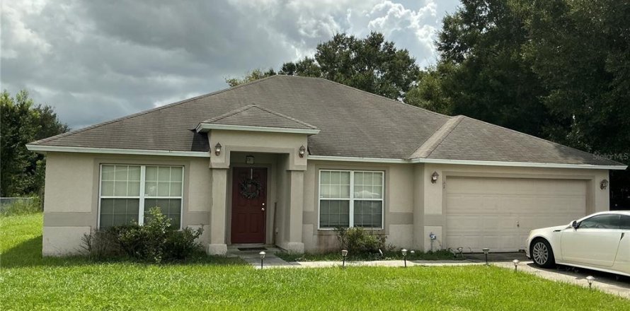 House in Ocala, Florida 3 bedrooms, 167.69 sq.m. № 1353399