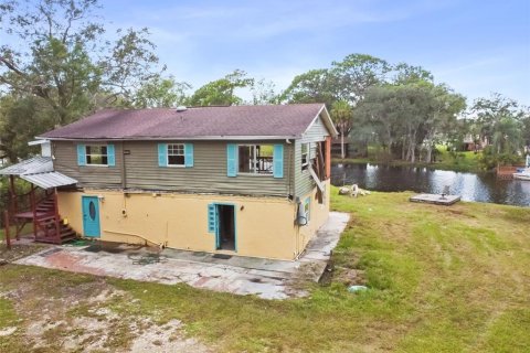 Villa ou maison à vendre à New Port Richey, Floride: 4 chambres, 169.45 m2 № 1353436 - photo 4