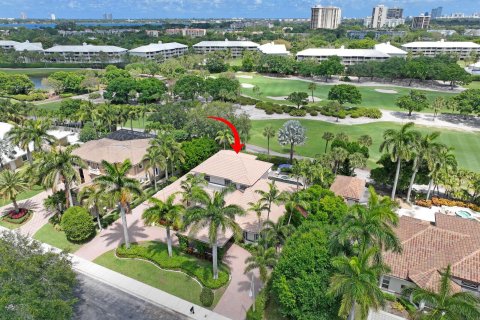 Villa ou maison à vendre à West Palm Beach, Floride: 4 chambres, 398.36 m2 № 1146207 - photo 8