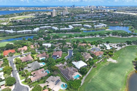 Villa ou maison à vendre à West Palm Beach, Floride: 4 chambres, 398.36 m2 № 1146207 - photo 18