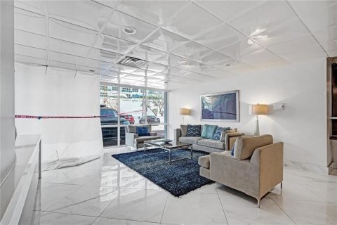 Condominio en venta en Fort Lauderdale, Florida, 2 dormitorios, 141.21 m2 № 1146201 - foto 23