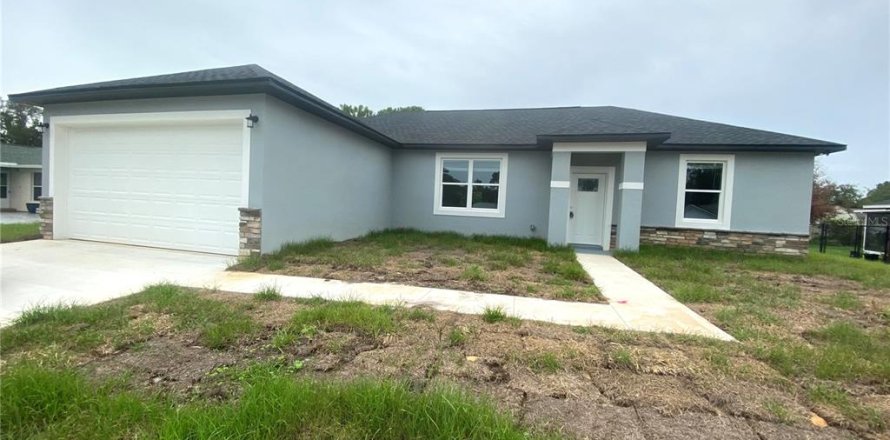 House in Sebring, Florida 3 bedrooms, 137.03 sq.m. № 1279104