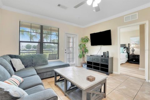 Condominio en venta en Davenport, Florida, 3 dormitorios, 123.19 m2 № 1396333 - foto 3