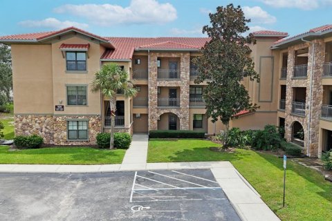 Condominio en venta en Davenport, Florida, 3 dormitorios, 123.19 m2 № 1396333 - foto 1