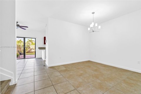 Adosado en venta en Homestead, Florida, 3 dormitorios, 145.48 m2 № 1360194 - foto 22