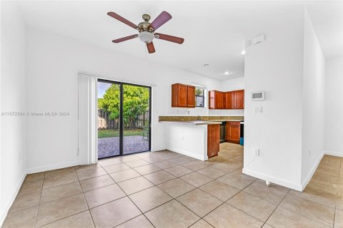 Adosado en venta en Homestead, Florida, 3 dormitorios, 145.48 m2 № 1360194 - foto 28