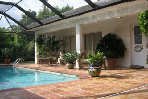 Купить виллу или дом в Бока-Ратон, Флорида 5 спален, 340.58м2, № 42711 - фото 2