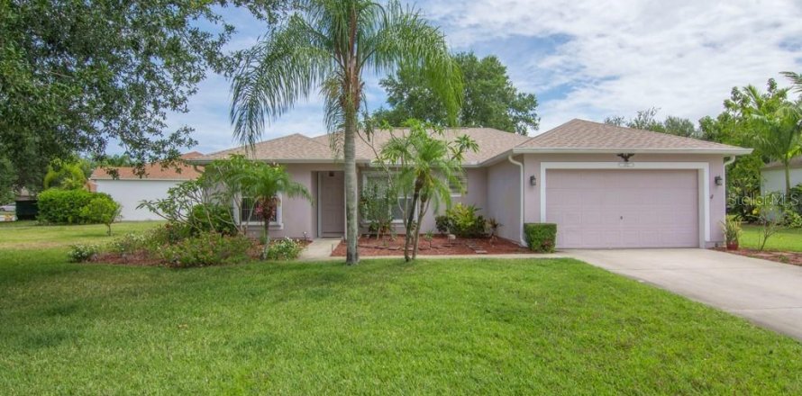 House in Vero Beach, Florida 3 bedrooms, 145.21 sq.m. № 1165339