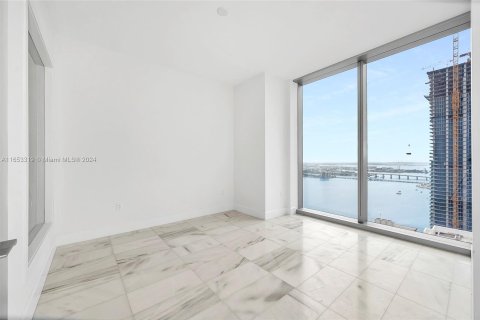 Condo in Miami, Florida, 2 bedrooms  № 1348009 - photo 13