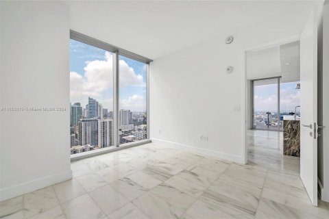 Condo in Miami, Florida, 2 bedrooms  № 1348009 - photo 14