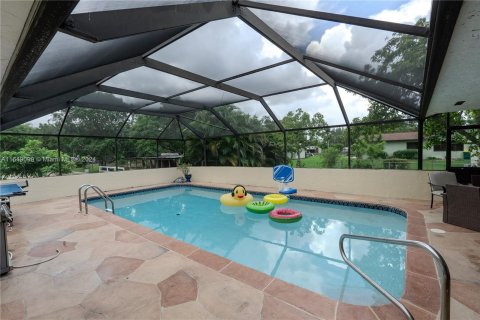 House in Southwest Ranches, Florida 4 bedrooms, 176.61 sq.m. № 1348069 - photo 30