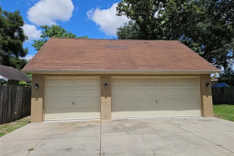 House in Tampa, Florida 3 bedrooms, 106.28 sq.m. № 1340635 - photo 6