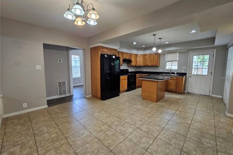 Casa en venta en Tampa, Florida, 3 dormitorios, 106.28 m2 № 1340635 - foto 13