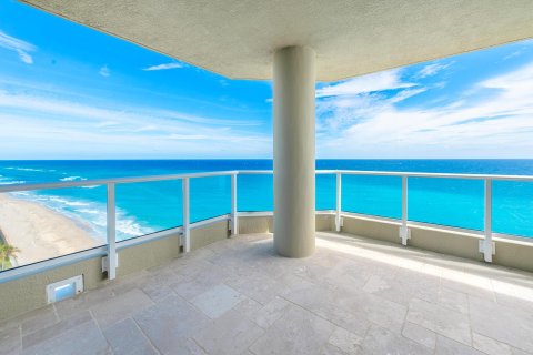 Condominio en venta en Riviera Beach, Florida, 4 dormitorios, 360.74 m2 № 966038 - foto 14