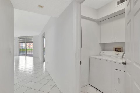 Copropriété à vendre à Tamarac, Floride: 2 chambres, 139.35 m2 № 1168746 - photo 2