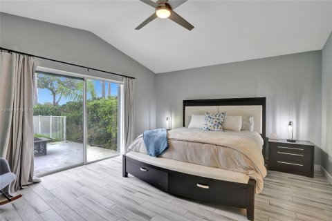 Villa ou maison à vendre à Pembroke Pines, Floride: 3 chambres, 164.07 m2 № 1408902 - photo 16