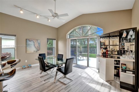 Villa ou maison à vendre à Pembroke Pines, Floride: 3 chambres, 164.07 m2 № 1408902 - photo 11