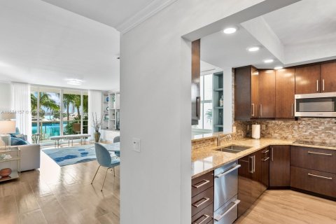 Condo in Aventura, Florida, 3 bedrooms  № 1408857 - photo 4