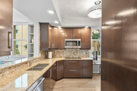 Condo in Aventura, Florida, 3 bedrooms  № 1408857 - photo 17