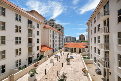 Copropriété à louer à Coral Gables, Floride: 2 chambres, 100.8 m2 № 1351693 - photo 11