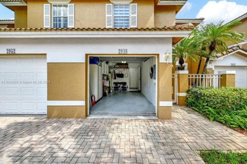 Villa ou maison à louer à Sunrise, Floride: 3 chambres, 117.34 m2 № 1351789 - photo 22