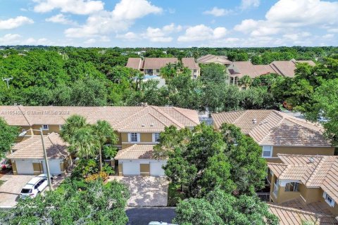 Villa ou maison à louer à Sunrise, Floride: 3 chambres, 117.34 m2 № 1351789 - photo 29