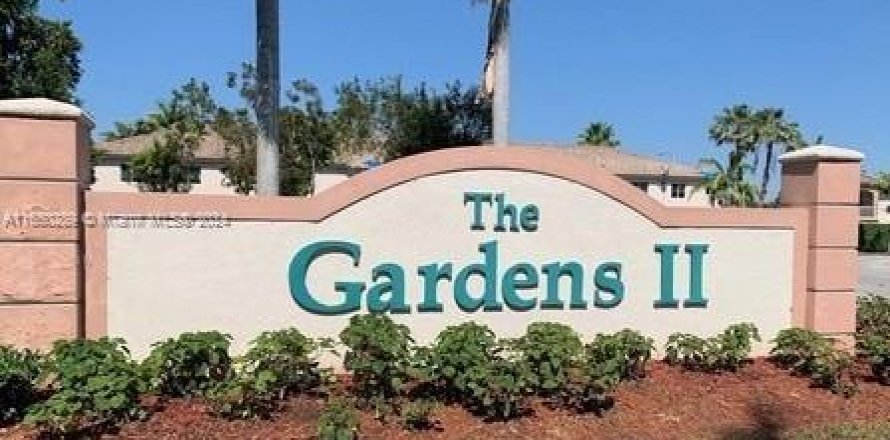 Condo in Homestead, Florida, 2 bedrooms  № 1351692