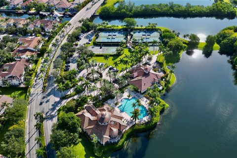 Villa ou maison à vendre à Hollywood, Floride: 6 chambres, 459.49 m2 № 1153528 - photo 13