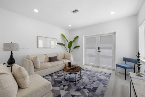 Casa en venta en Miami, Florida, 4 dormitorios, 165.09 m2 № 1348353 - foto 10