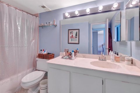 Condo in Aventura, Florida, 1 bedroom  № 1348352 - photo 7