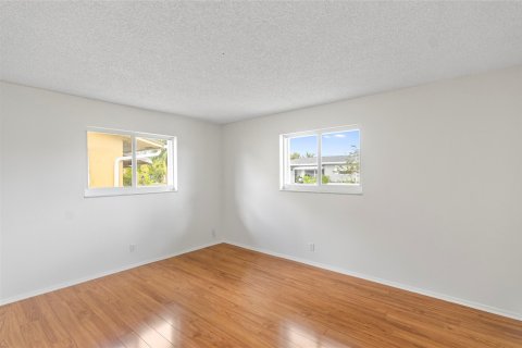 Casa en venta en Tamarac, Florida, 2 dormitorios, 116.03 m2 № 998461 - foto 22