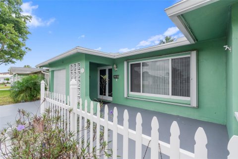 Casa en venta en Tamarac, Florida, 2 dormitorios, 116.03 m2 № 998461 - foto 12