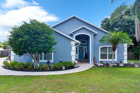 Casa en venta en Saint Cloud, Florida, 3 dormitorios, 182.83 m2 № 1340636 - foto 1