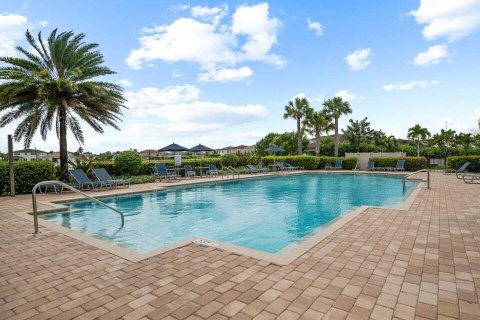 Villa ou maison à vendre à Lake Worth, Floride: 5 chambres, 286.6 m2 № 860446 - photo 19