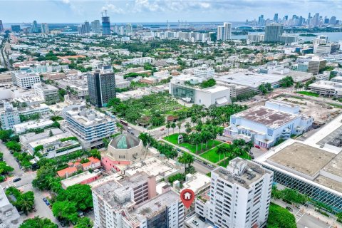 Condo in Miami Beach, Florida, 1 bedroom  № 1429716 - photo 26